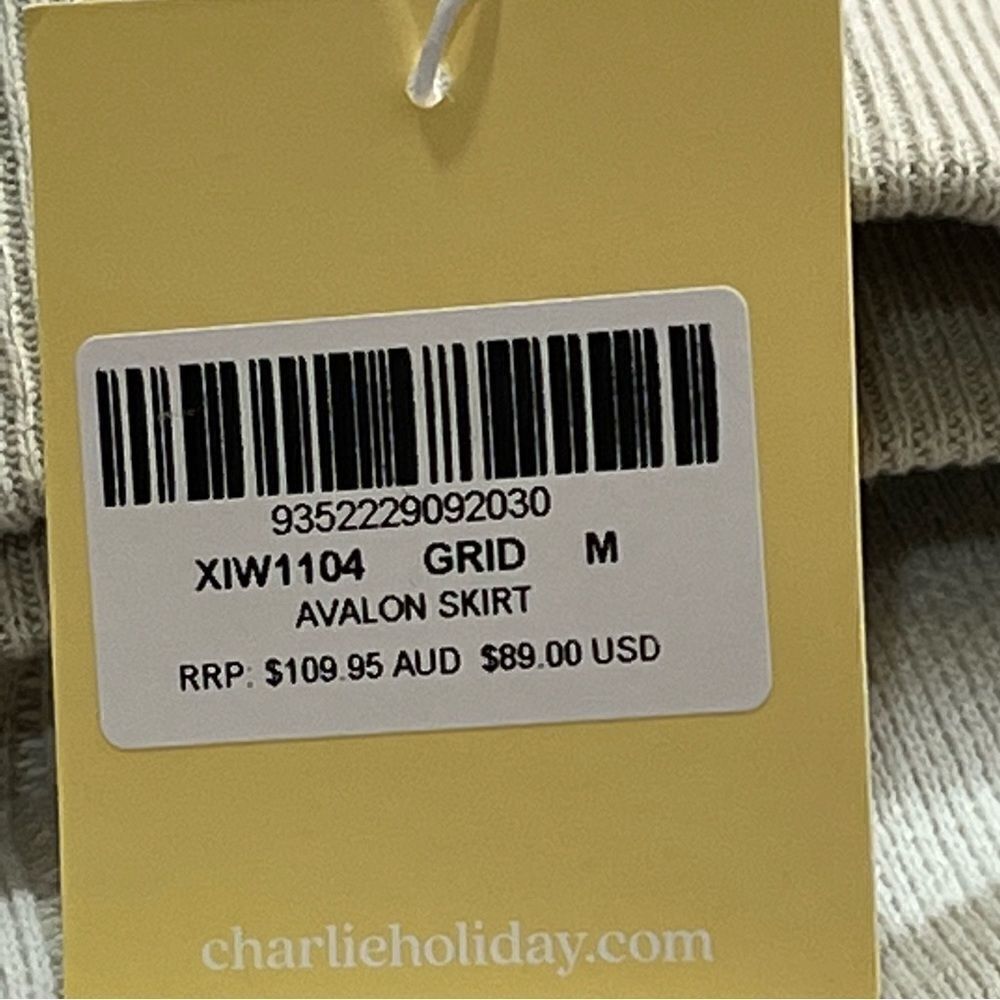 Charlie Holiday Grid Avalon Skirt tan and cream sweater skirt NWT - Picture 11 of 14